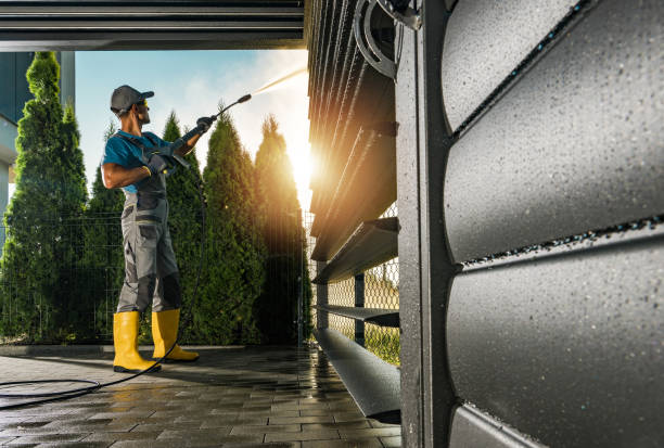 Why Choose Our Certified Pressure Washing Experts for Your Project Needs in Waterloo, IA?